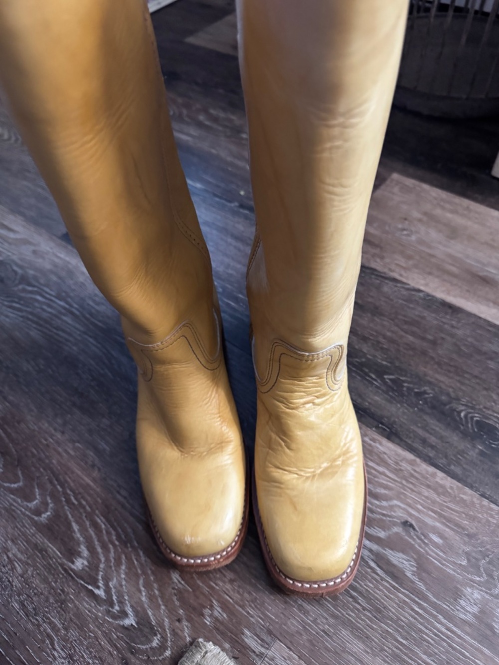 Frye Campus Banana Boots 7.5M - Made in the USA - Picture 4 of 9